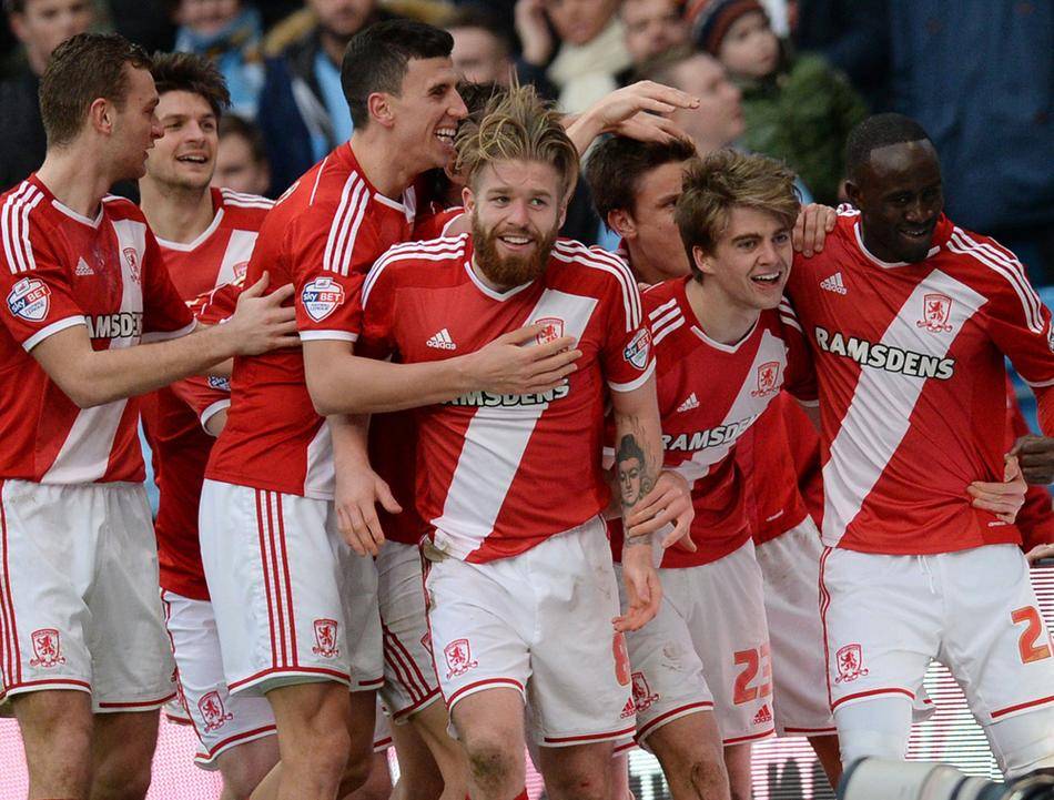 斯托克城主场不敌对手,陷入保级困境的简单介绍 斯托克城主场不敌对手,陷入保级困境的简单介绍