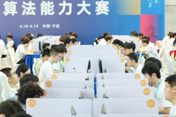 爱游戏登录-竞技风云：世界级选手争夺殊荣的简单介绍