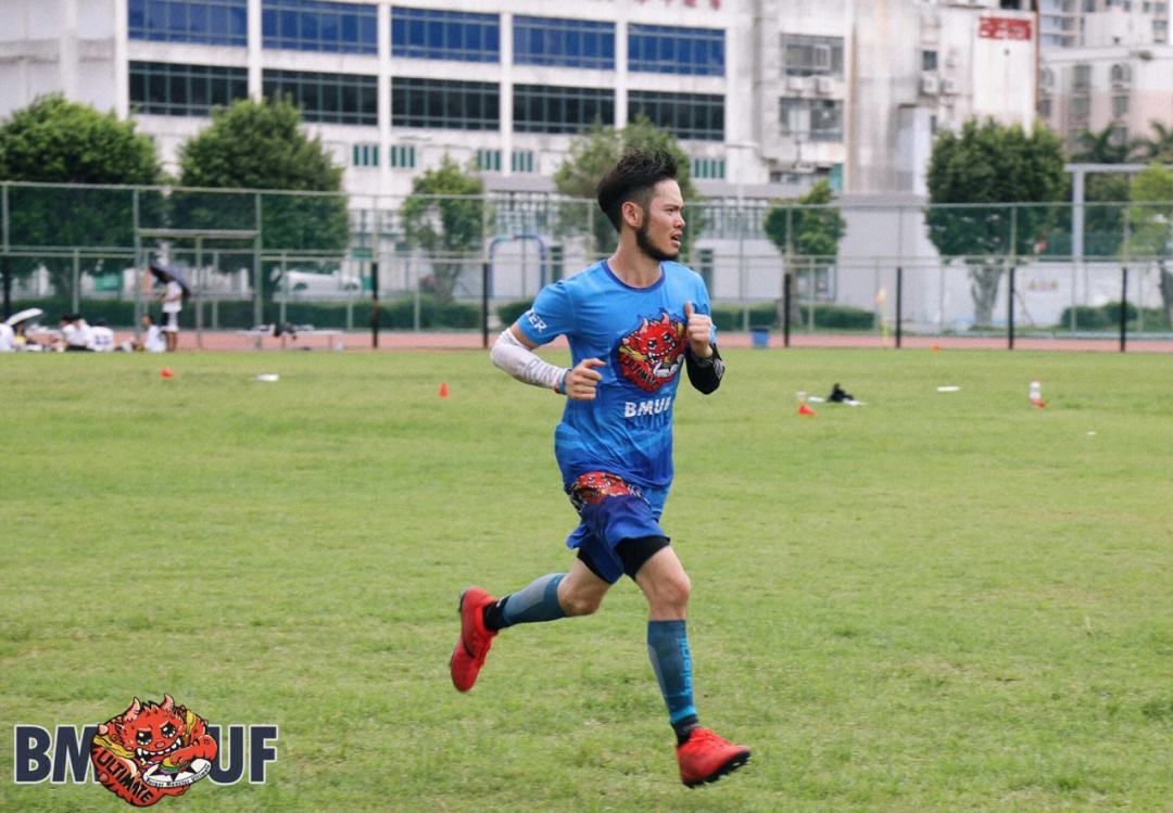 爱游戏登录入口-阿尔滕纳客场不敌汉堡队，战绩受损