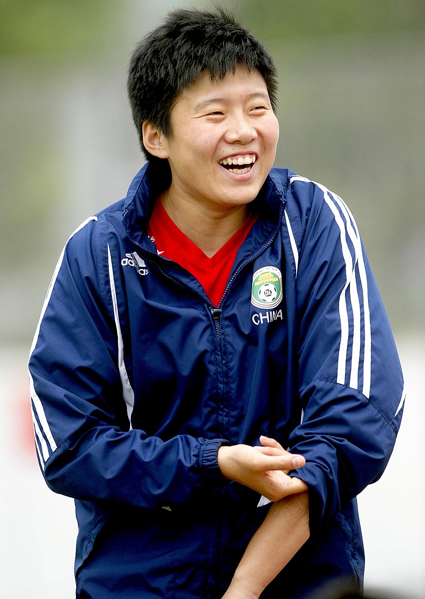 爱游戏亚洲官网-雷恩球员接受采访，坦言困难重重的简单介绍