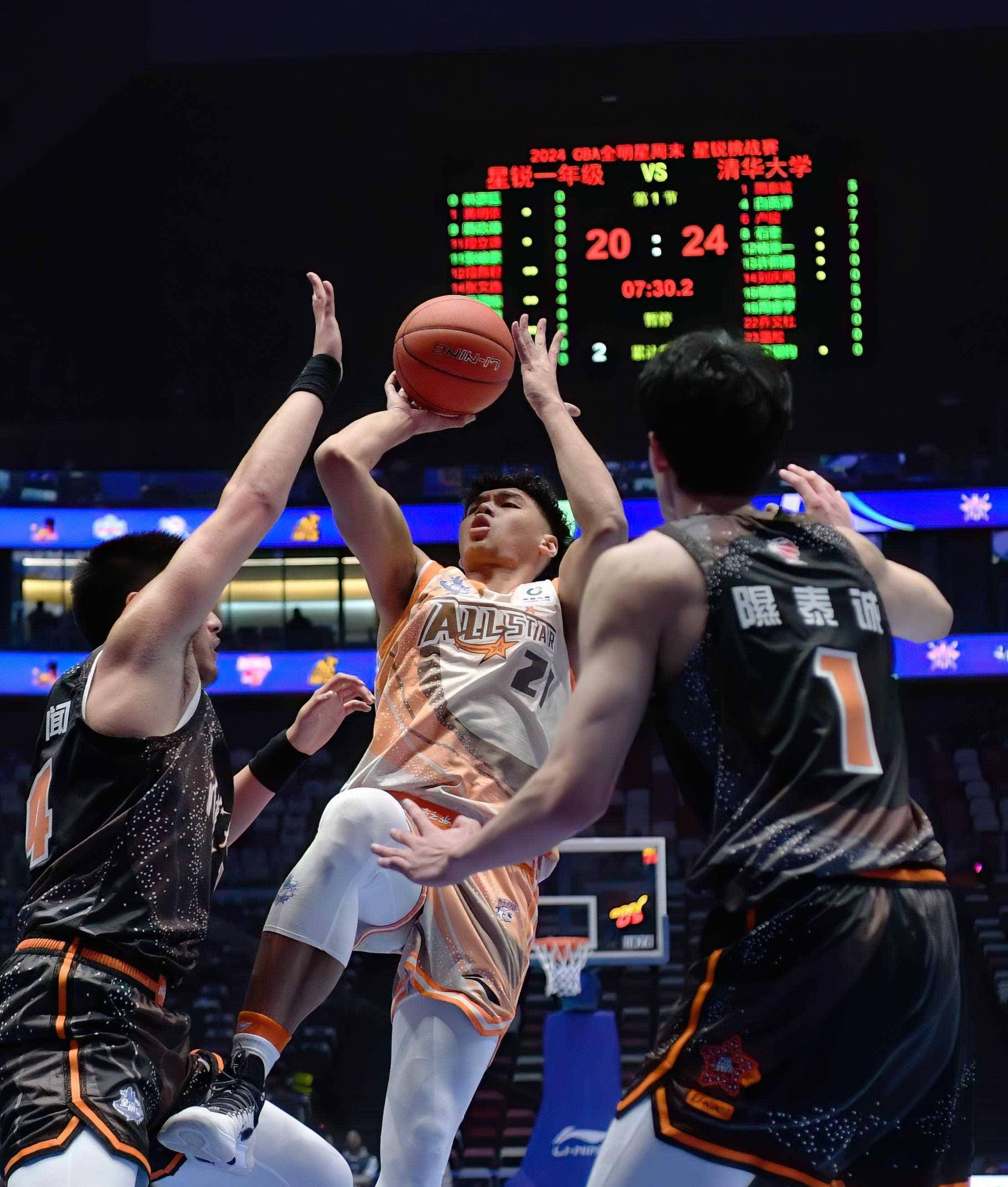 包含局势变幻莫测的篮球赛事引人入胜的词条