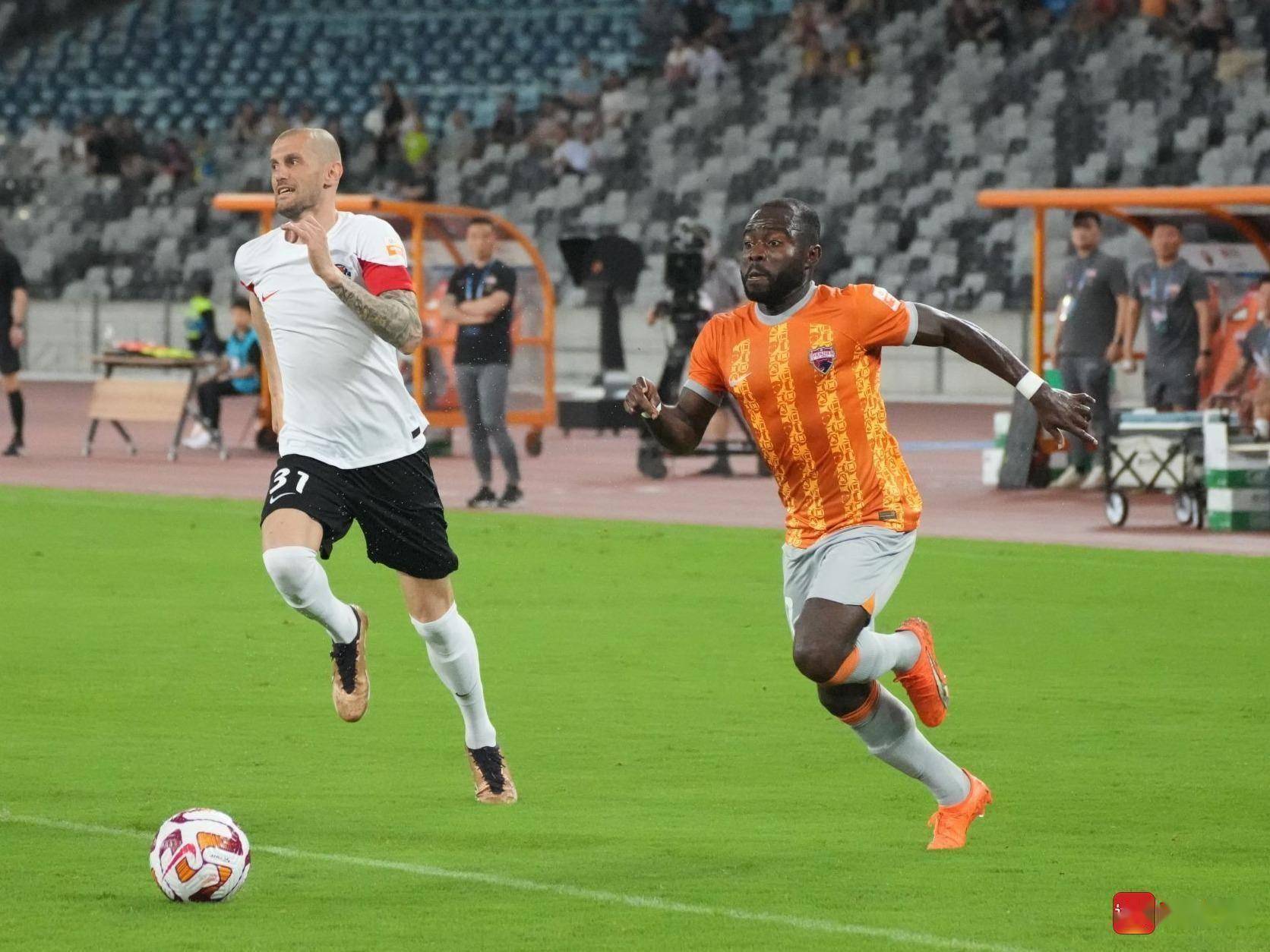 爱游戏网页版入口-深圳队突围成功，引发热烈评论的简单介绍