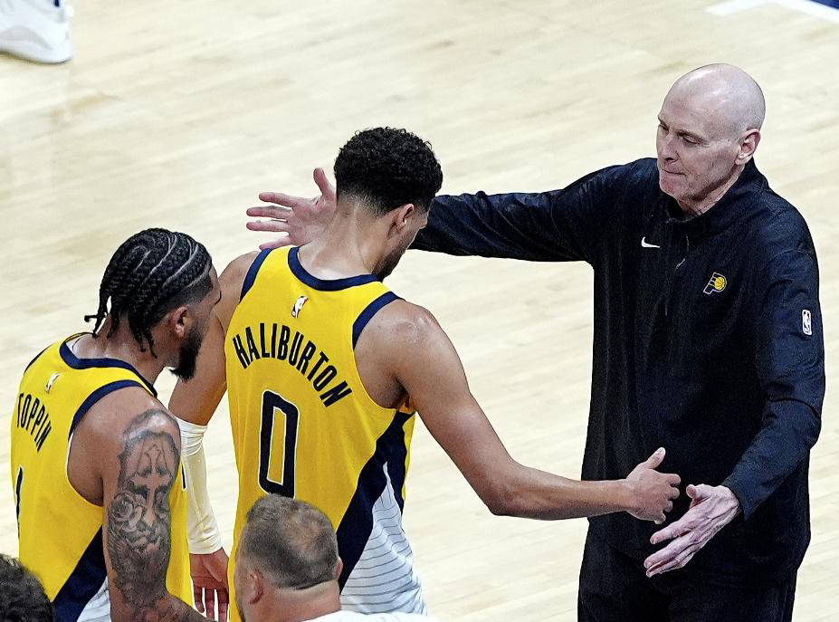 爱游戏亚洲官网-球队阵容铺垫精良战术收放自如