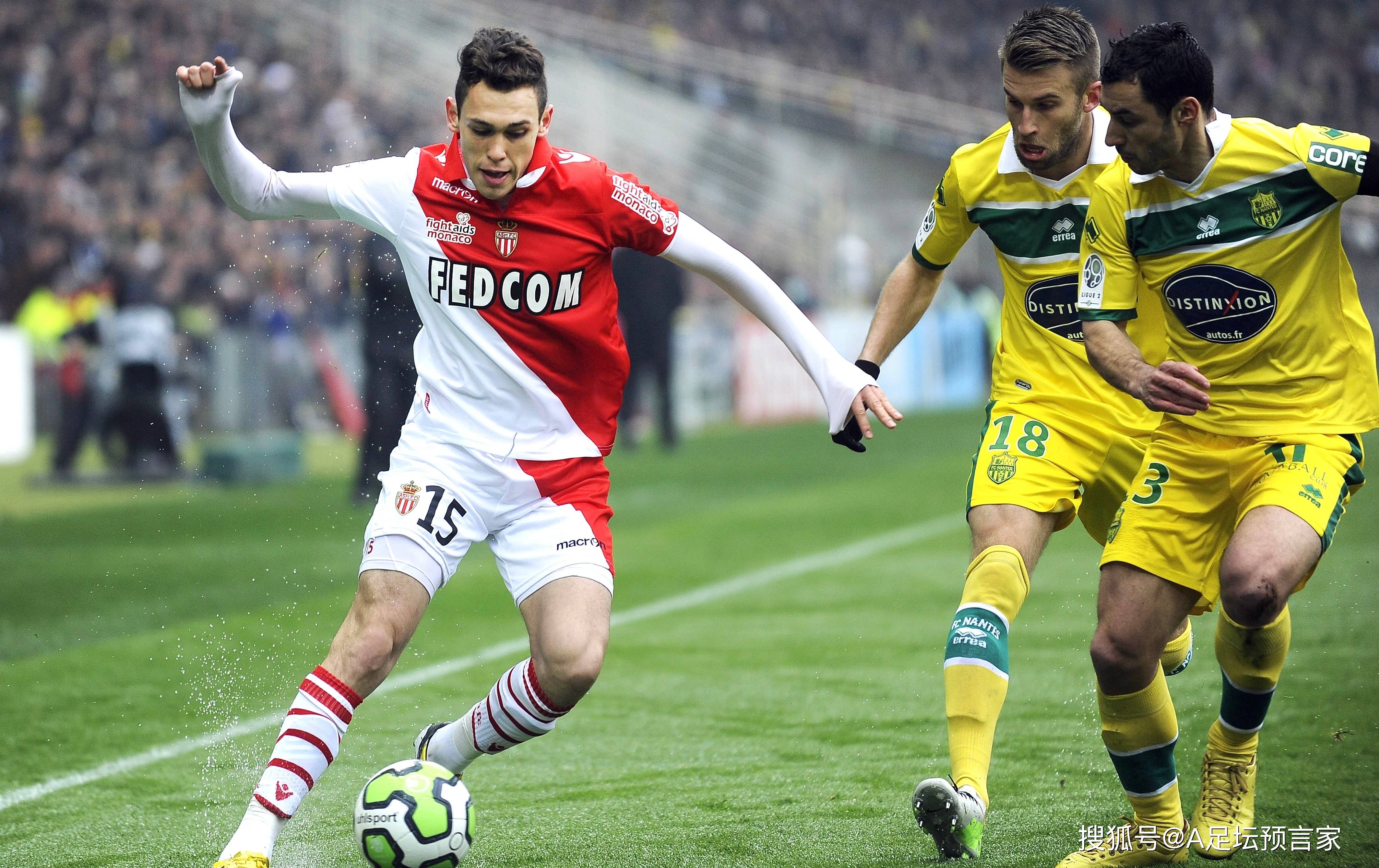 包含摩纳哥连胜结束，主场被逼平的词条