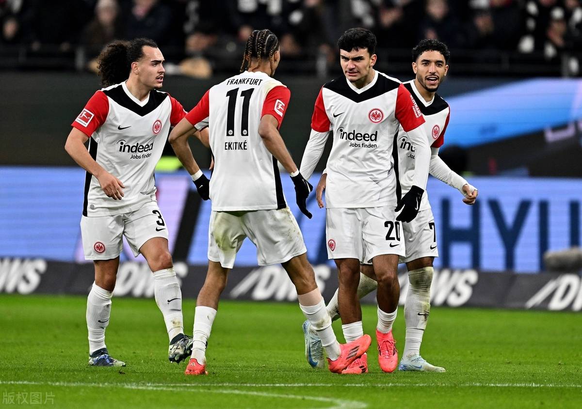 法兰克福迎战不利,一场惨败已成定局的简单介绍 法兰克福迎战不利,一场惨败已成定局的简单介绍