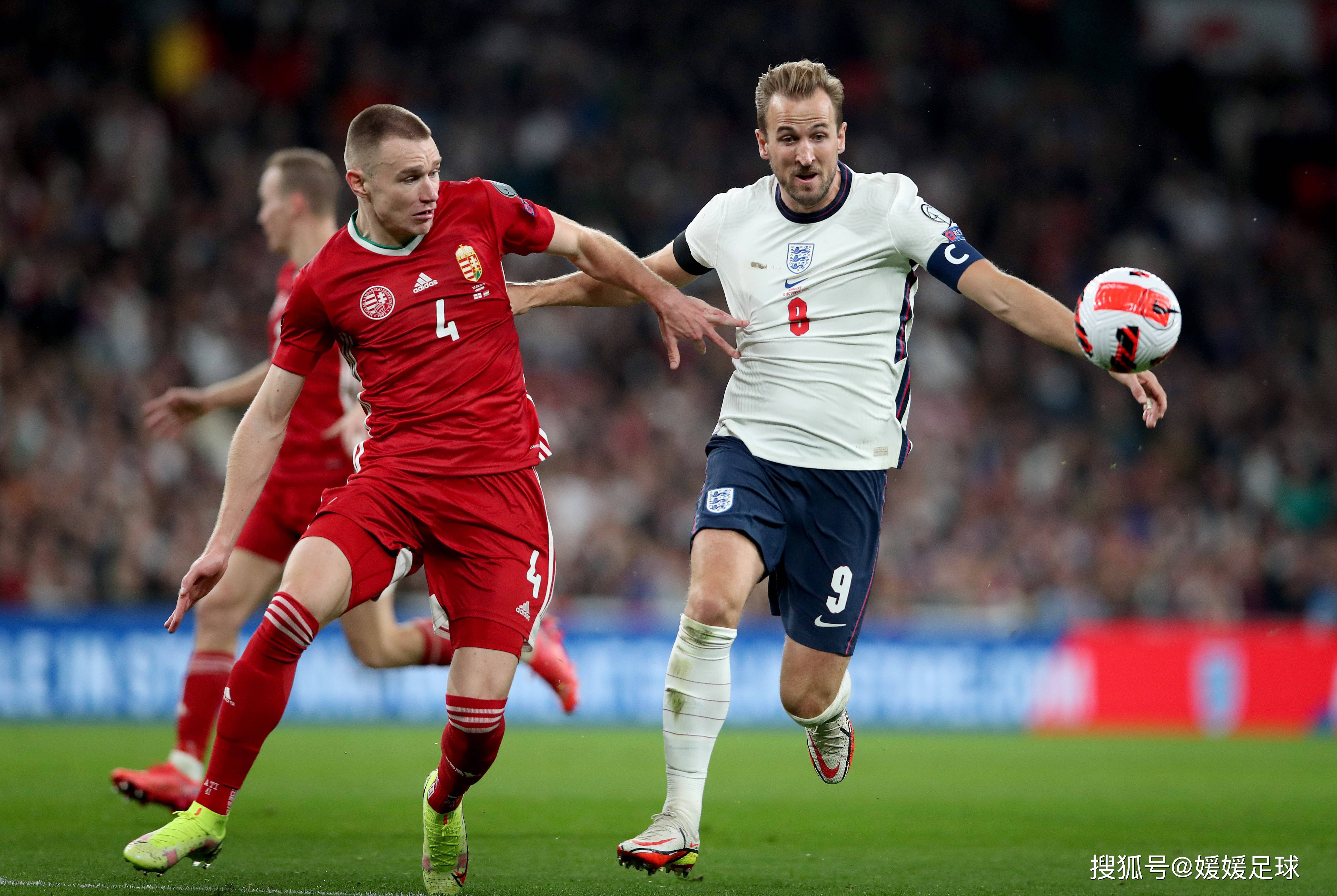 包含哈萨克斯坦队欧预赛首秀表现出色，逐渐获得认可的词条