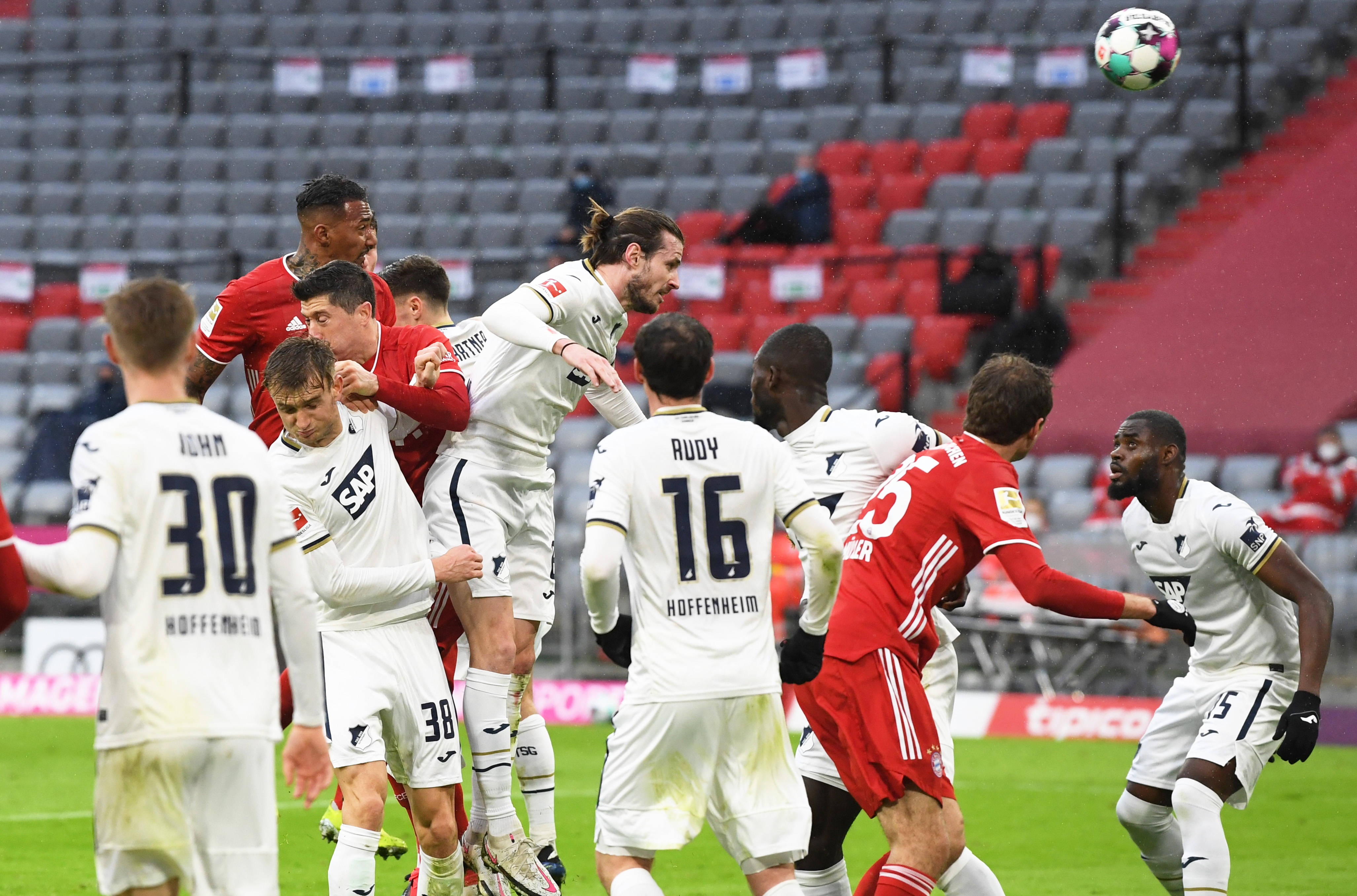 霍芬海姆主场告捷,展望德甲霸主之位的简单介绍 霍芬海姆主场告捷,展望德甲霸主之位的简单介绍