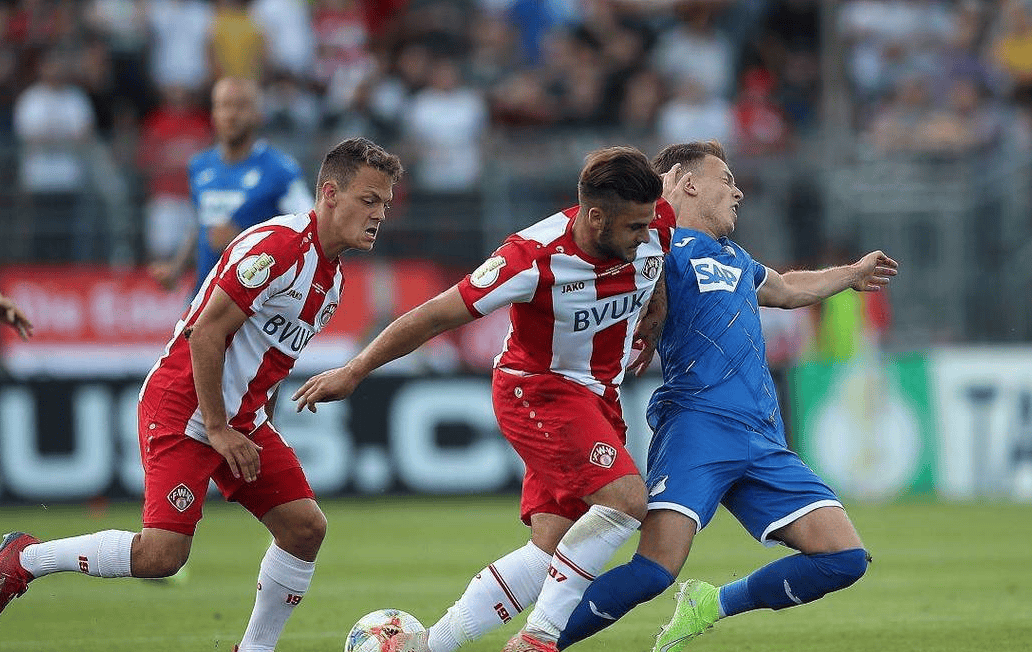 包含美因茨主场迎战纽伦堡,实力更胜一筹的词条 包含美因茨主场迎战纽伦堡,实力更胜一筹的词条