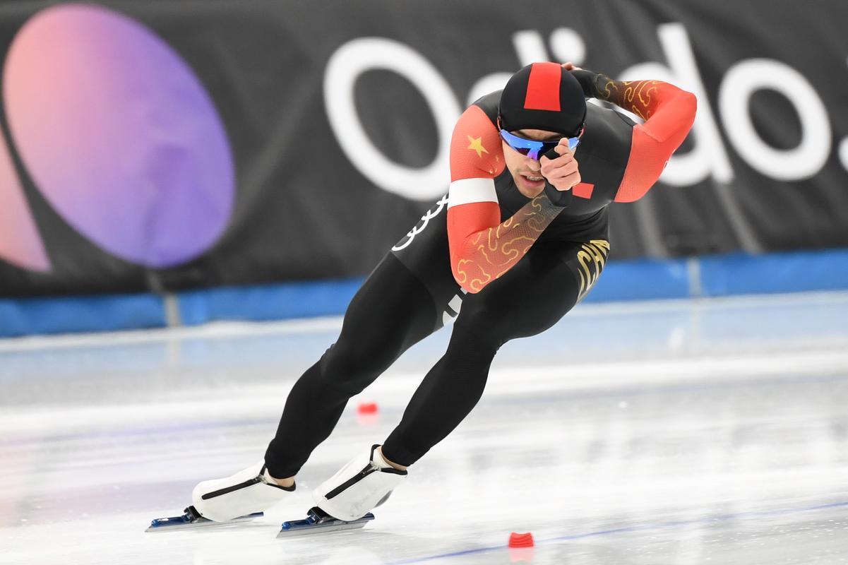 包含荷兰队选手勇夺金牌，展现出色竞技实力的词条