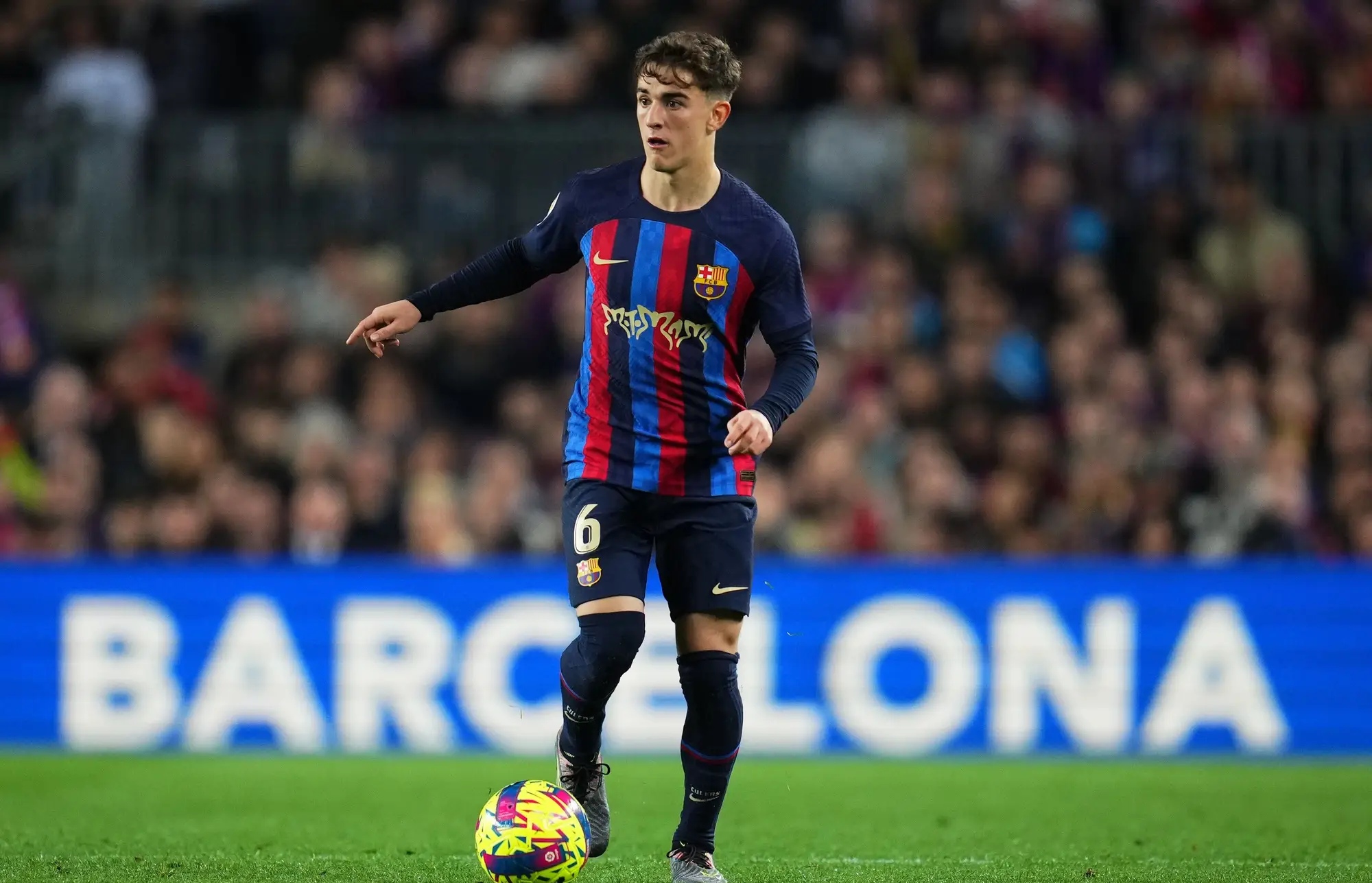 包含巴塞罗那无可阻挡！西甲豪门成功晋级！的词条