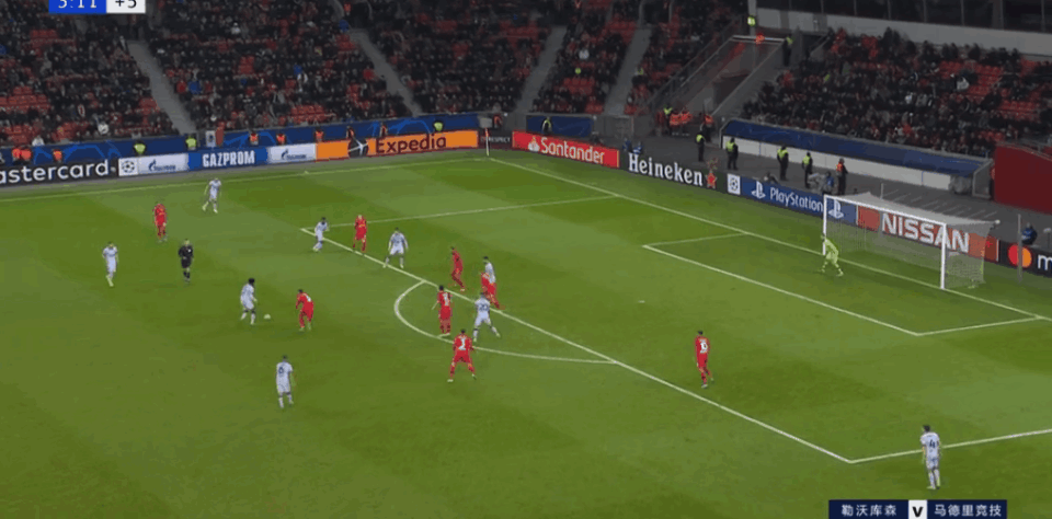 欧洲劲旅碰撞激烈,夺取胜利晋级下一轮 欧洲劲旅碰撞激烈,夺取胜利晋级下一轮