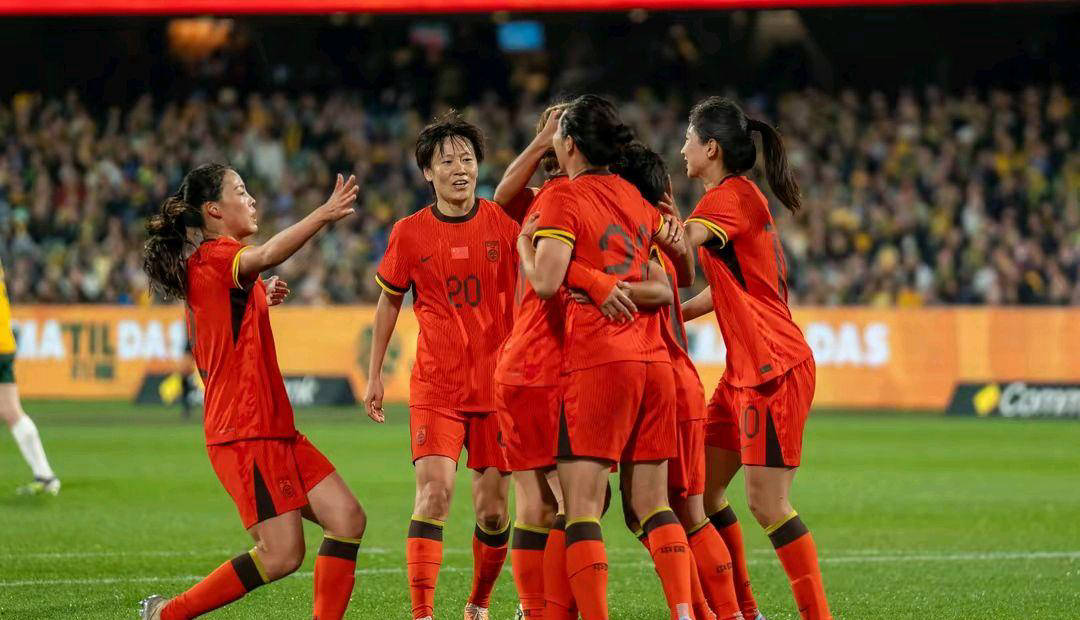 关于巴西女足联赛开幕,球迷热情支持的信息 关于巴西女足联赛开幕,球迷热情支持的信息