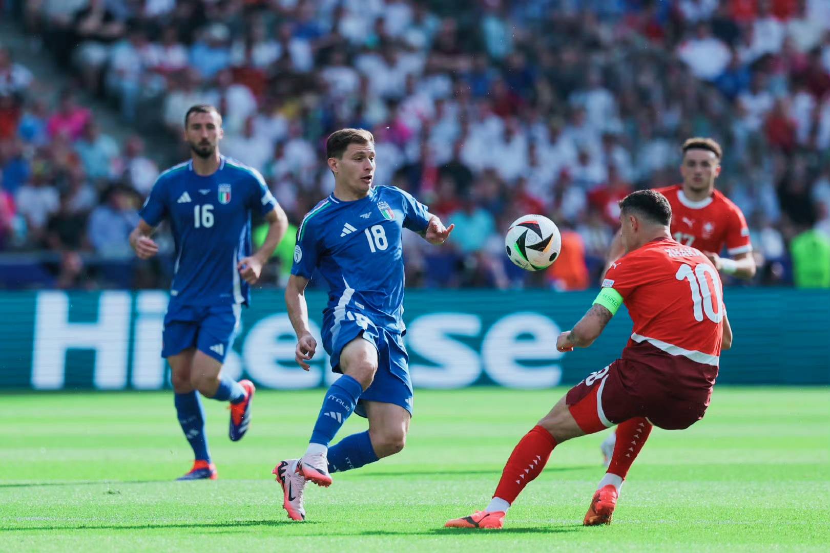 瑞士队在比赛中大放异彩,获得成功的简单介绍 瑞士队在比赛中大放异彩,获得成功的简单介绍