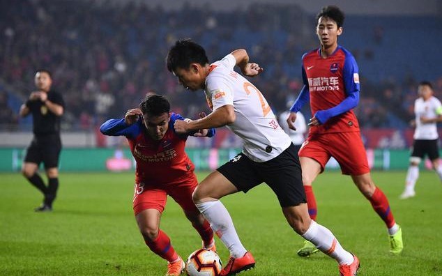 爱游戏入口-卓尔运动员合作默契，实现连胜