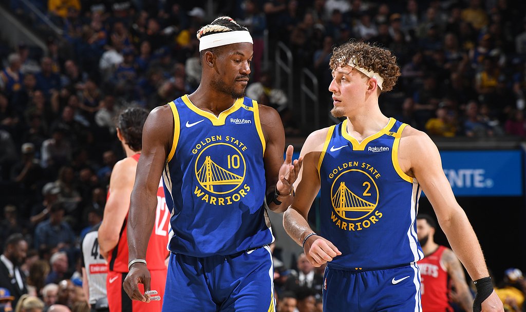 包含魔术队勇夺关键胜利,士气高涨的词条 包含魔术队勇夺关键胜利,士气高涨的词条